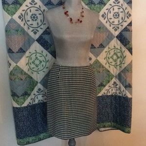 Dress barn Black and white pencil skirt